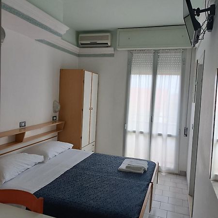 Hotel Augustus 加提欧马里 外观 照片
