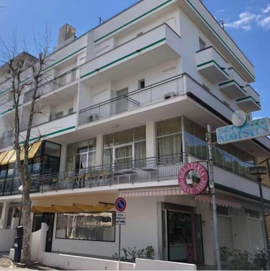 Hotel Augustus 加提欧马里 外观 照片