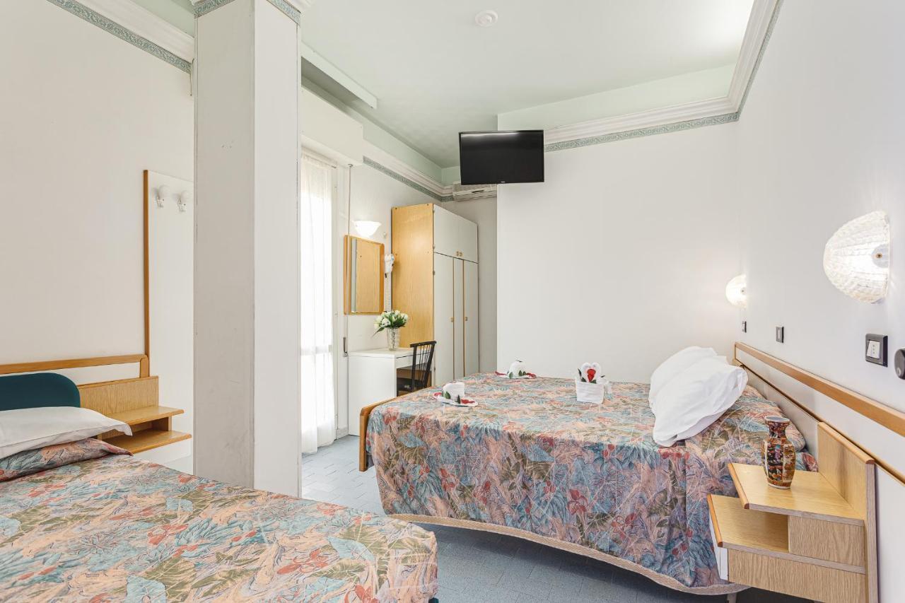 Hotel Augustus 加提欧马里 外观 照片