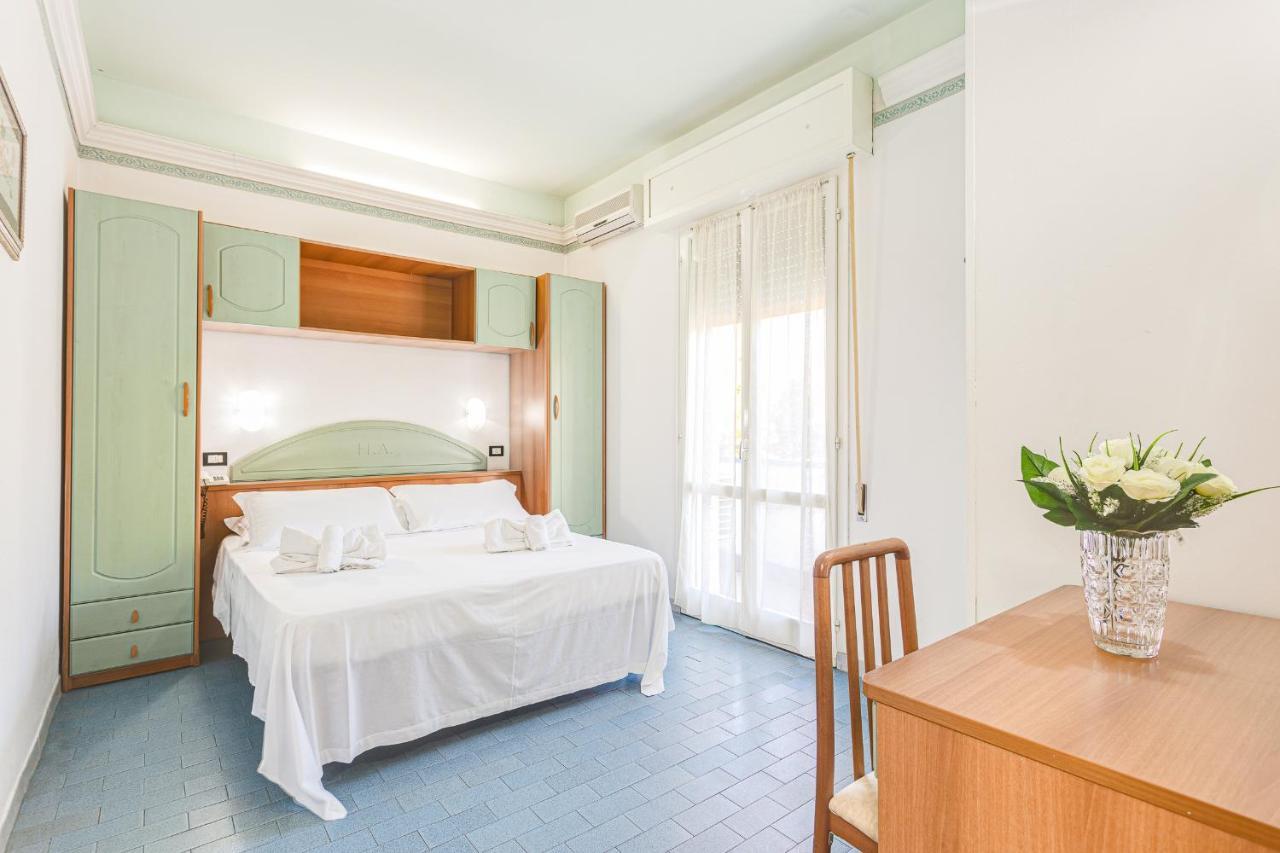 Hotel Augustus 加提欧马里 外观 照片